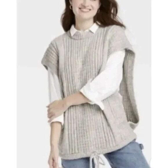 Universal Thread Sweaters - UNIVERSAL THREAD |‎ Gray Knit Sweater Vest OS One Size Sleeveless Drawstring Tie